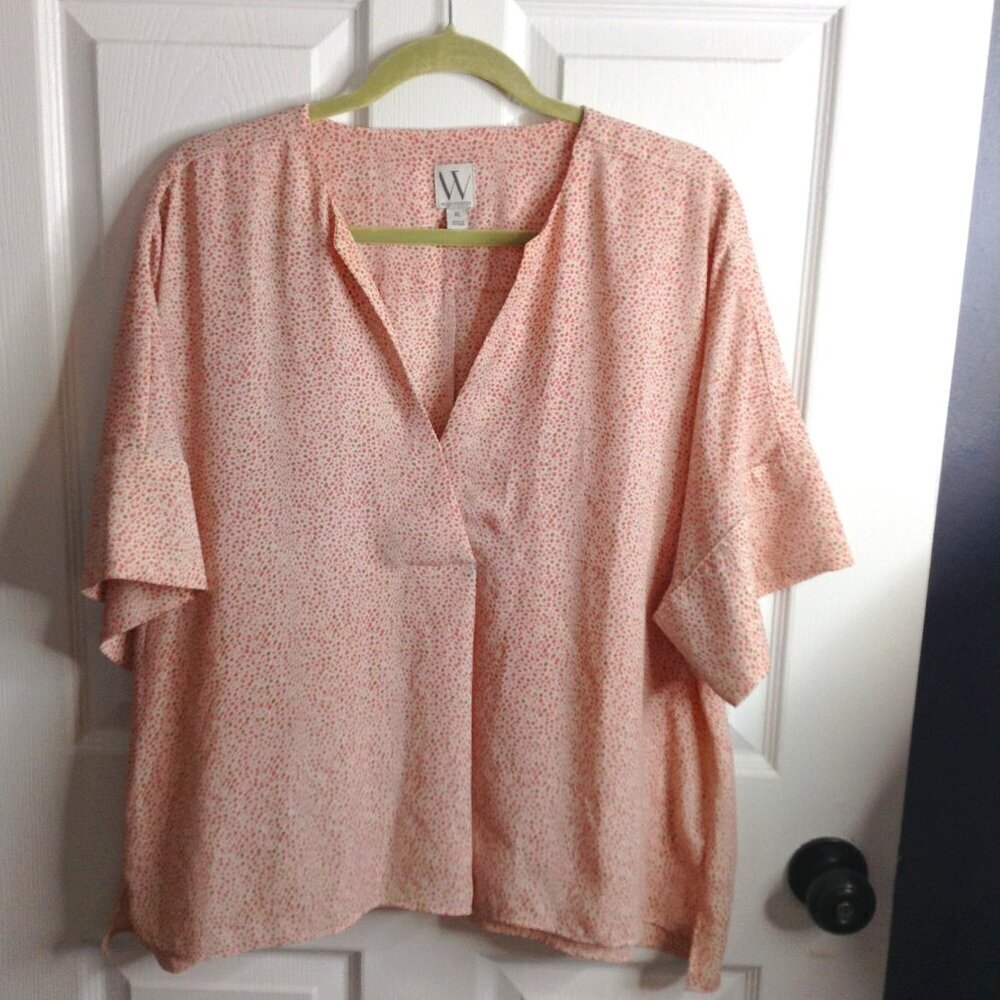 Worthington "XL" Short Sleeve Blouse, V-neck, polka dots; Cute, Silky, Versatile